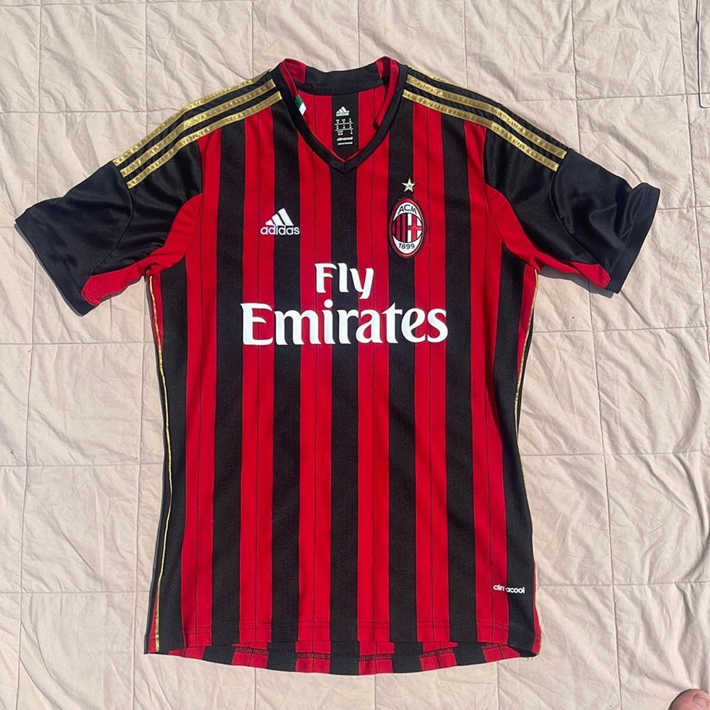 El Shaarawy AC Milan jersey
